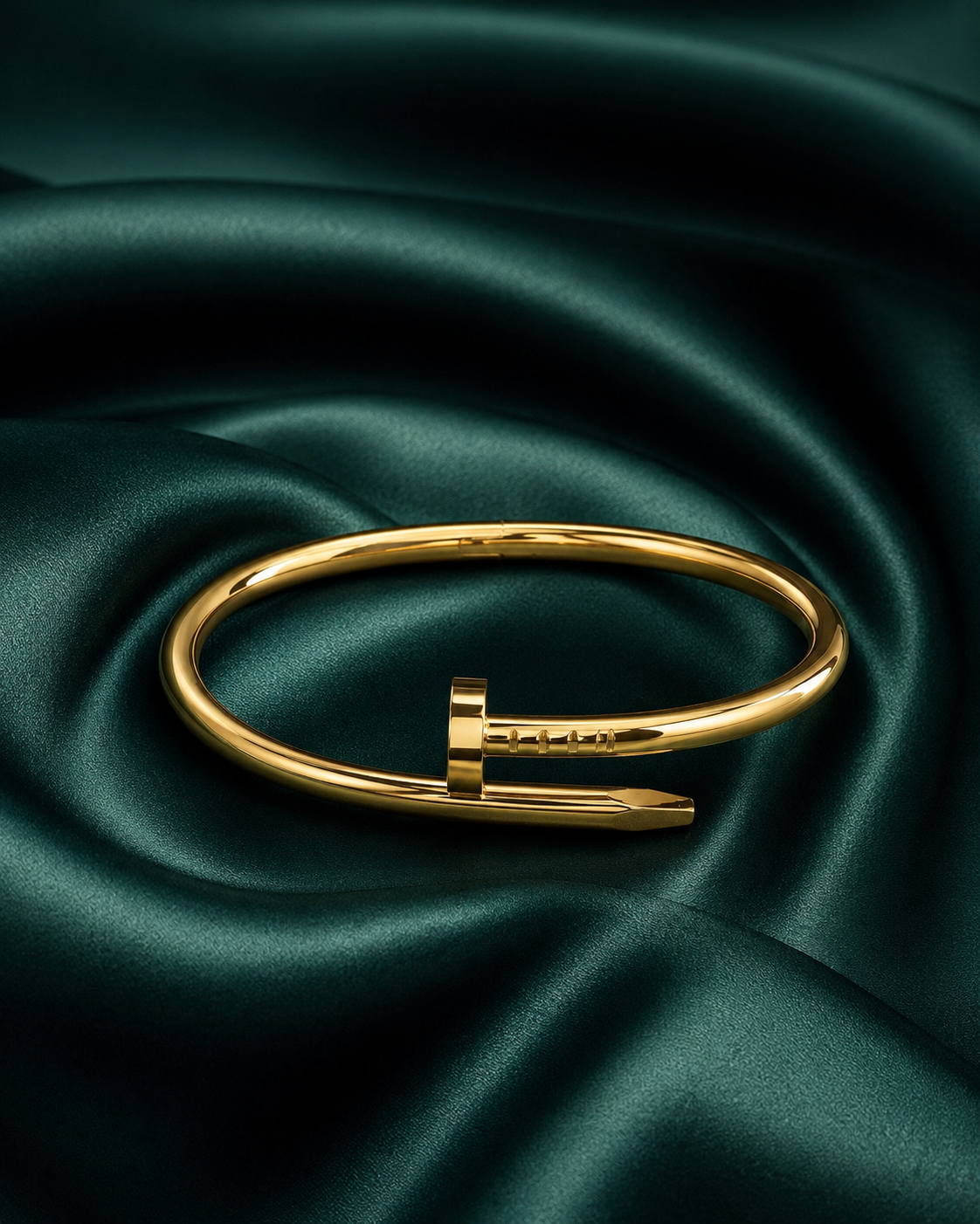 Luxe Nail Cuff Bracelet | Anti Tarnish Waterproof Gold Bracelet
